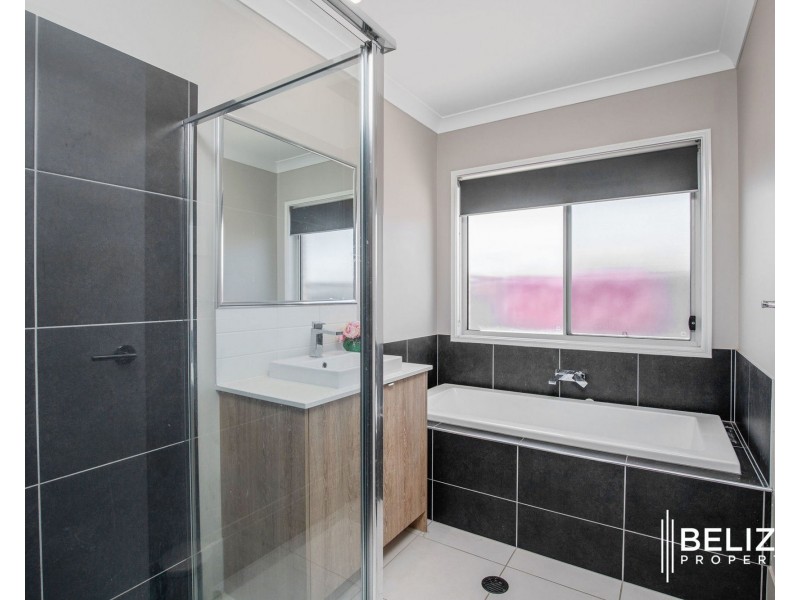 39 Iluka Way, Jacobs Well QLD 4208