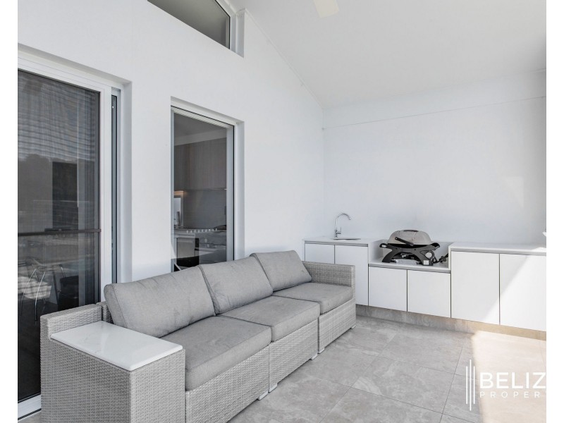 69 Harbour Boulevard, Jacobs Well QLD 4208