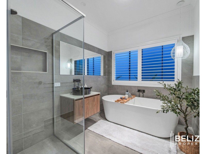 83 Harbour Boulevard, Jacobs Well QLD 4208