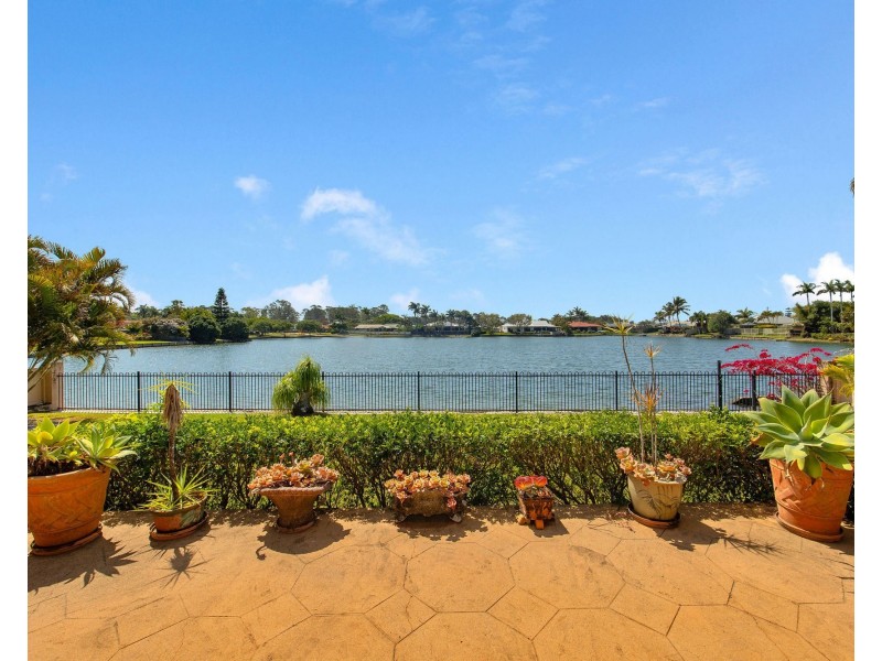 34 Royal Palm Drive, Steiglitz QLD 4207