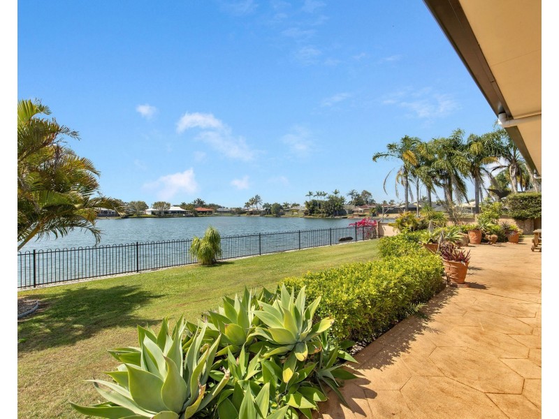 34 Royal Palm Drive, Steiglitz QLD 4207