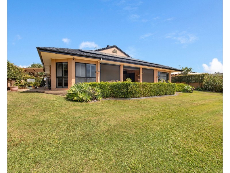 34 Royal Palm Drive, Steiglitz QLD 4207