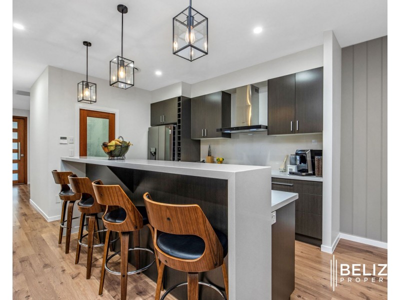 26 Ravensbourne Circuit, Waterford QLD 4133