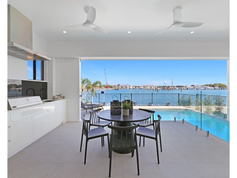 60 Marina Parade, Jacobs Well QLD 4208