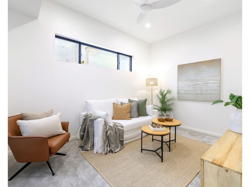 60 Marina Parade, Jacobs Well QLD 4208