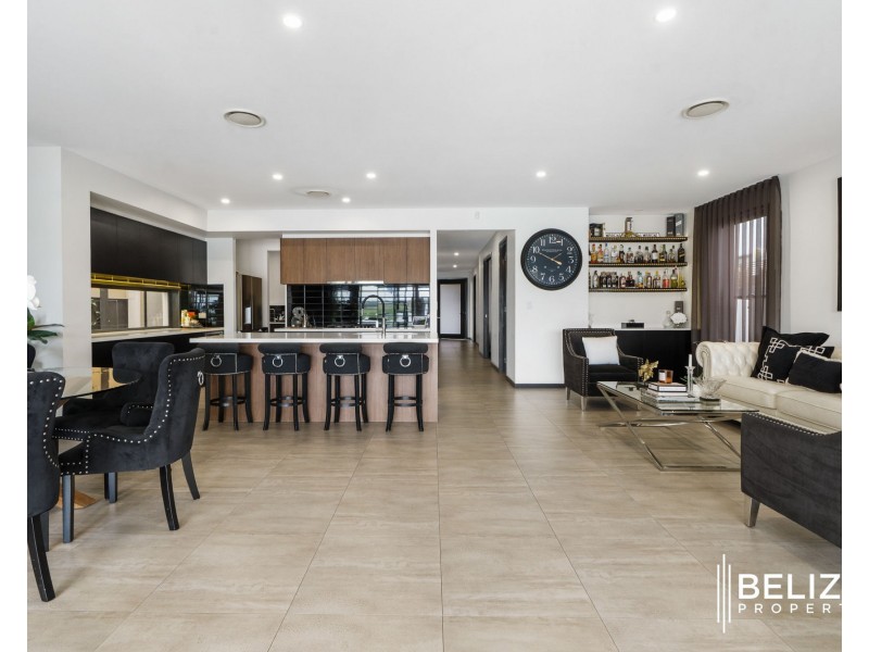 23 Paradise Parade, Jacobs Well QLD 4208