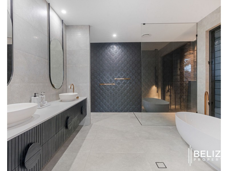 54 Poinciana Place, Jacobs Well QLD 4208