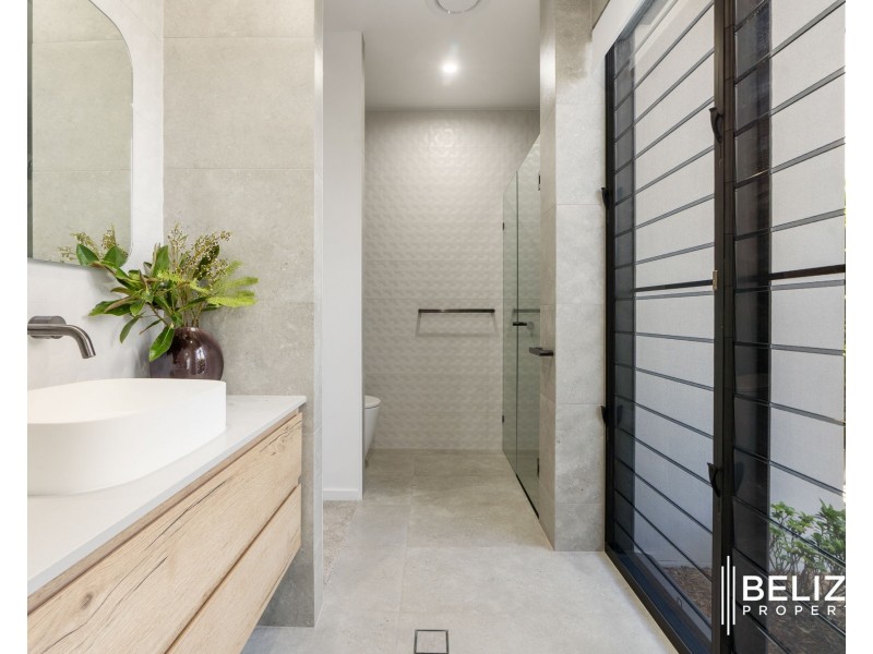 54 Poinciana Place, Jacobs Well QLD 4208