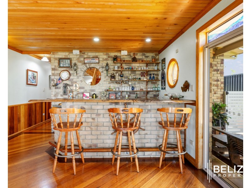 48 Warana Avenue, Steiglitz QLD 4207