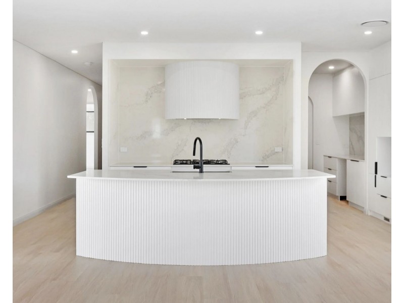 77 Harbour Boulevard, Jacobs Well QLD 4208