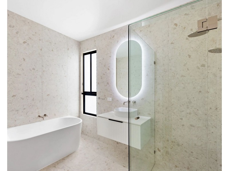 77 Harbour Boulevard, Jacobs Well QLD 4208