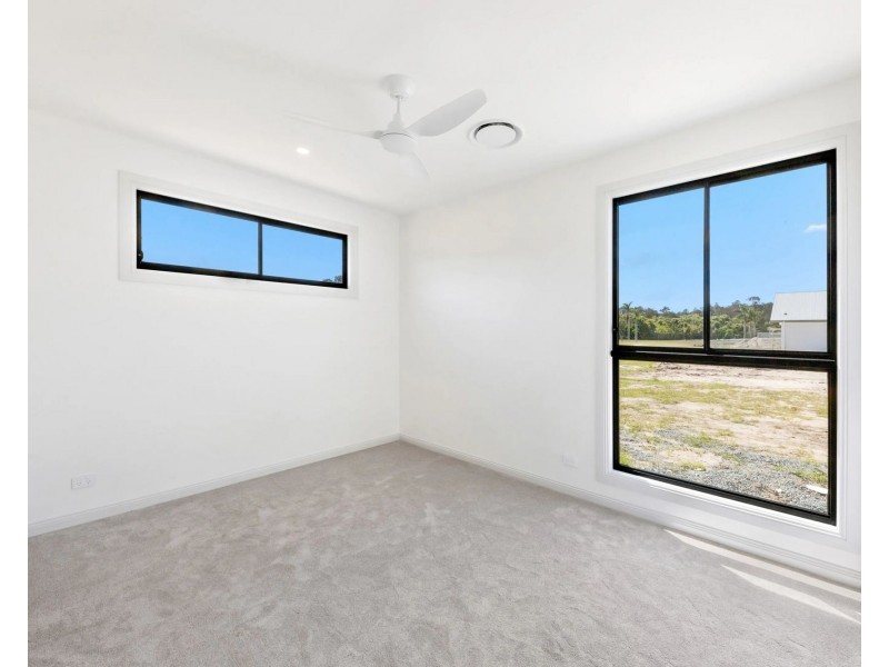 77 Harbour Boulevard, Jacobs Well QLD 4208