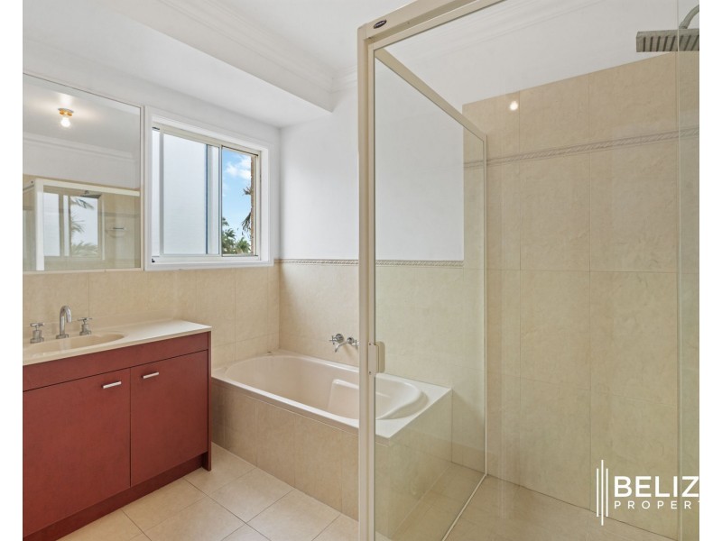 10 Coral Street, Steiglitz QLD 4207