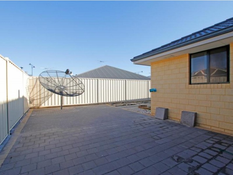 10 Normanby Bend, Success WA 6164