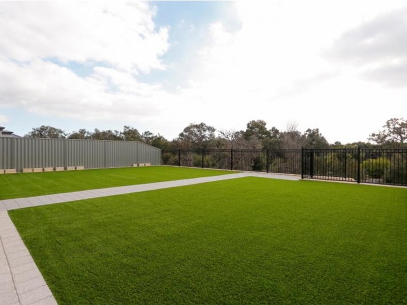 21 Chambri Chase, Success WA 6164