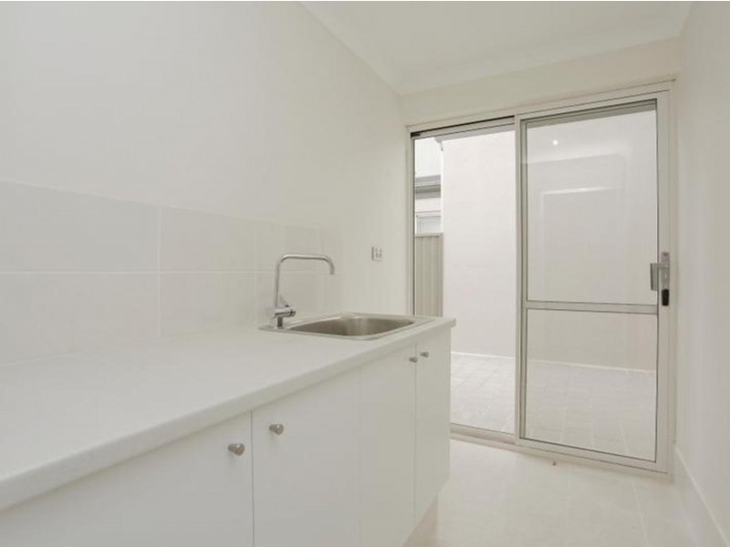 21 Chambri Chase, Success WA 6164