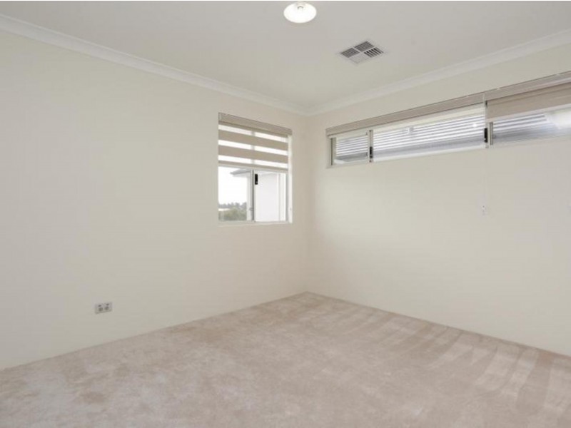 21 Chambri Chase, Success WA 6164