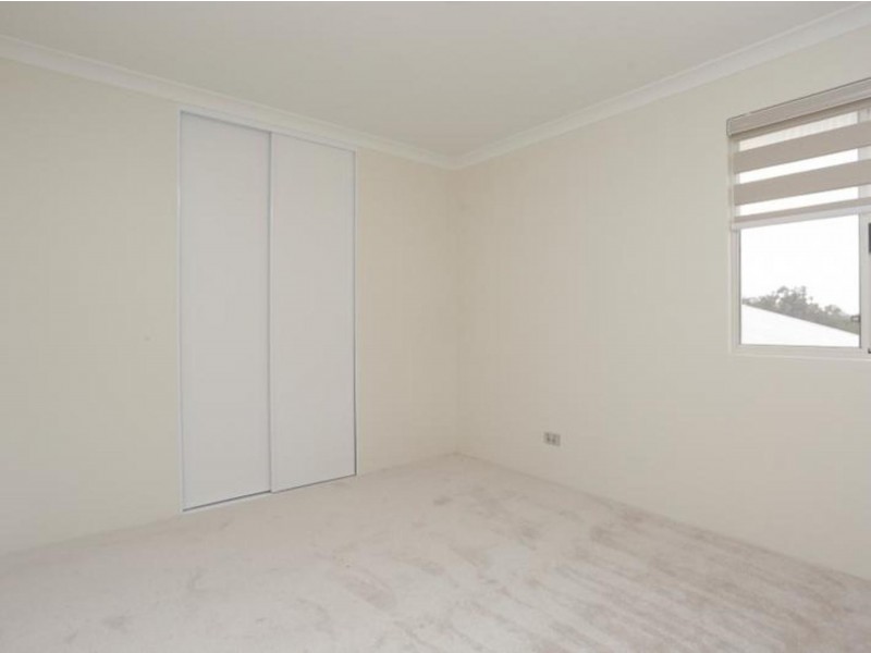 21 Chambri Chase, Success WA 6164