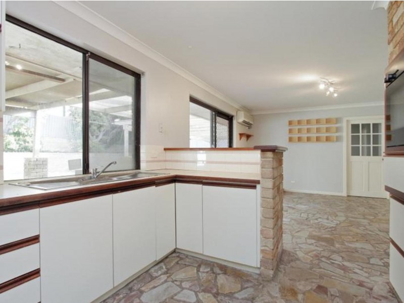 75 Lysander Drive, Heathridge WA 6027