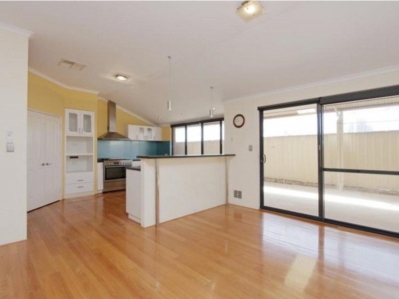 217 Amherst Road, Canning Vale WA 6155