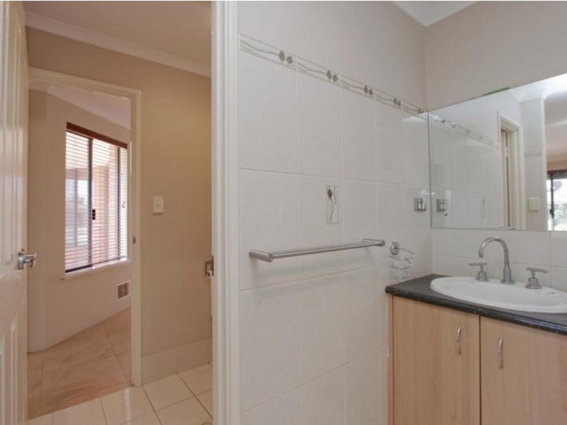 217 Amherst Road, Canning Vale WA 6155