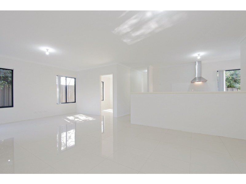 2/53 Lord Street, Bentley WA 6102