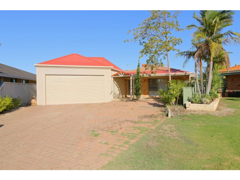 27 Green Croft Gardens, Leeming WA 6149