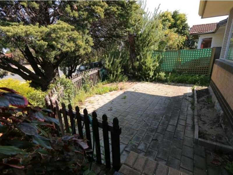 615 Beach Road, Warwick WA 6024