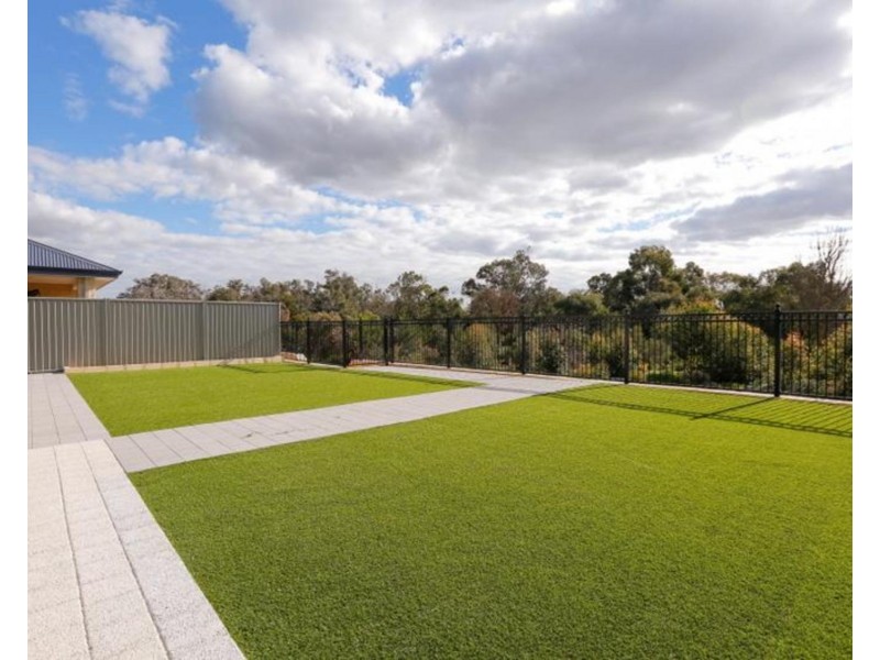 19 Chambri Chase, Success WA 6164
