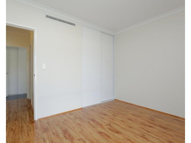 19 Chambri Chase, Success WA 6164