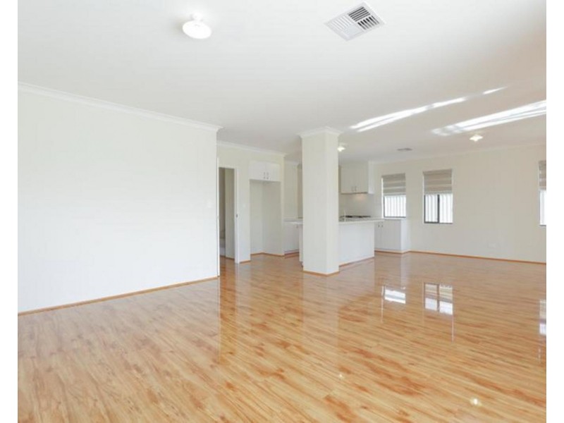 19 Chambri Chase, Success WA 6164
