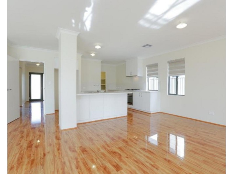 19 Chambri Chase, Success WA 6164