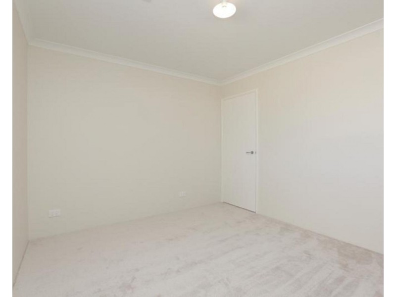 19 Chambri Chase, Success WA 6164