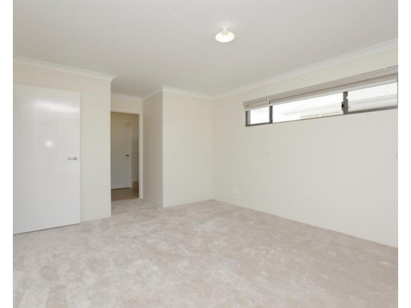 19 Chambri Chase, Success WA 6164