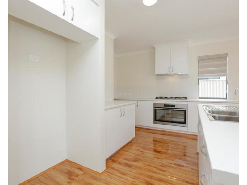 19 Chambri Chase, Success WA 6164