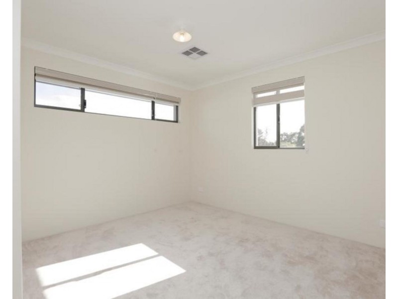 19 Chambri Chase, Success WA 6164