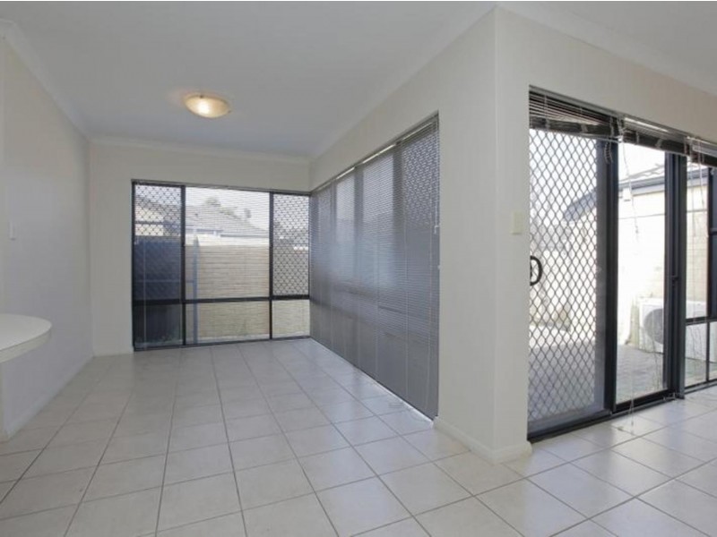 12/77-79 Henry Street, East Cannington WA 6107