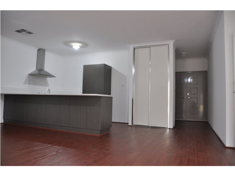 16C Hill View Terrace, St James WA 6102