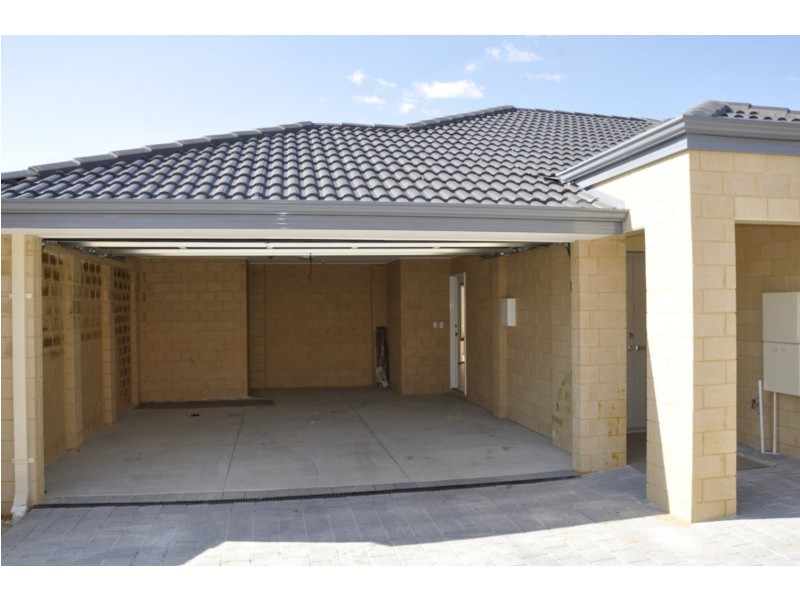 16C Hill View Terrace, St James WA 6102