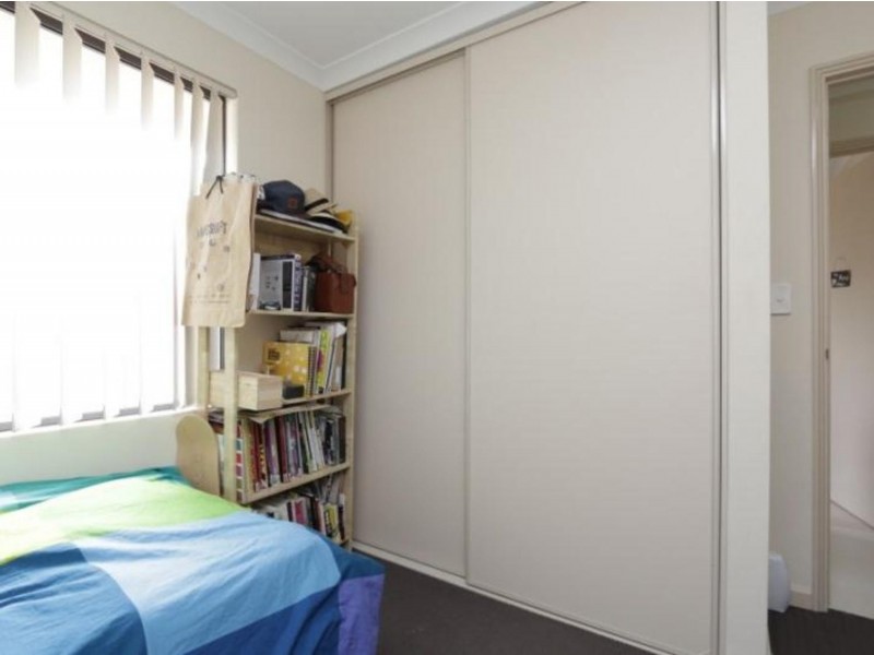 2/181 Manning Road, Bentley WA 6102