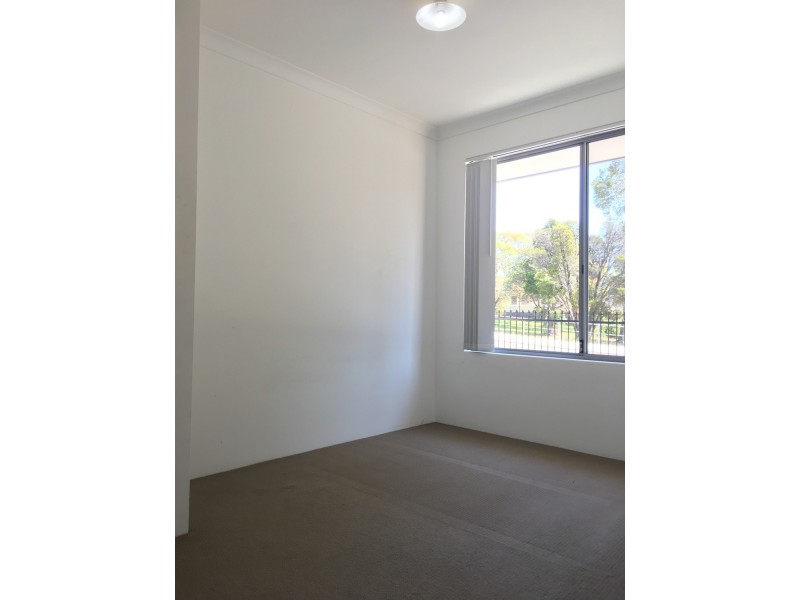 1/16 Hill View Terrace, St James WA 6102