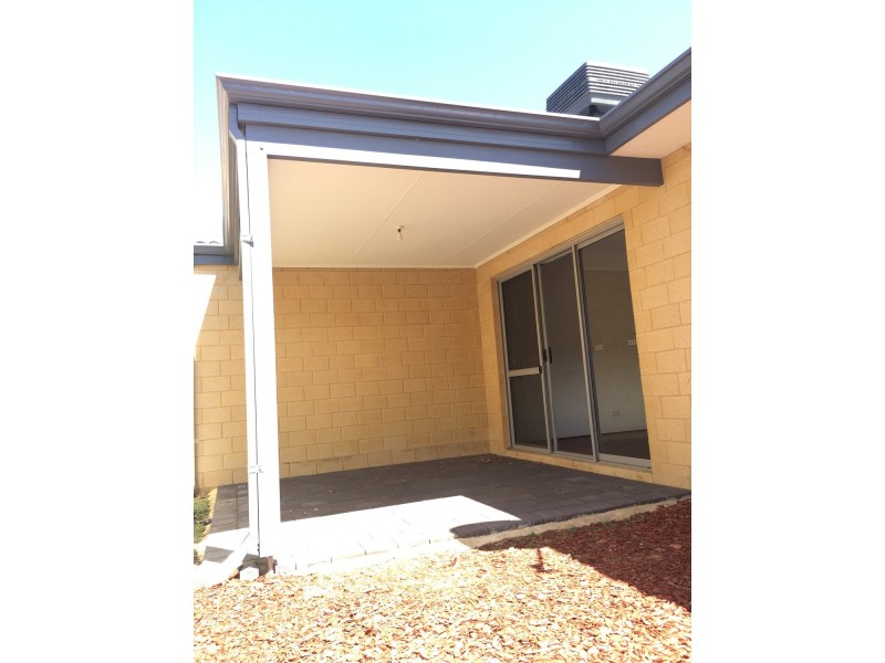 1/16 Hill View Terrace, St James WA 6102