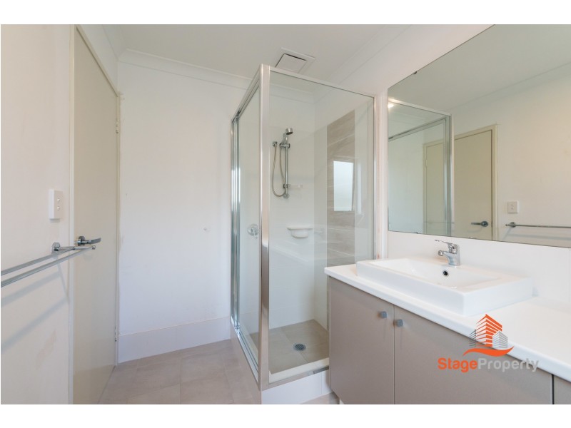 2/127 Thomas Street, East Cannington WA 6107