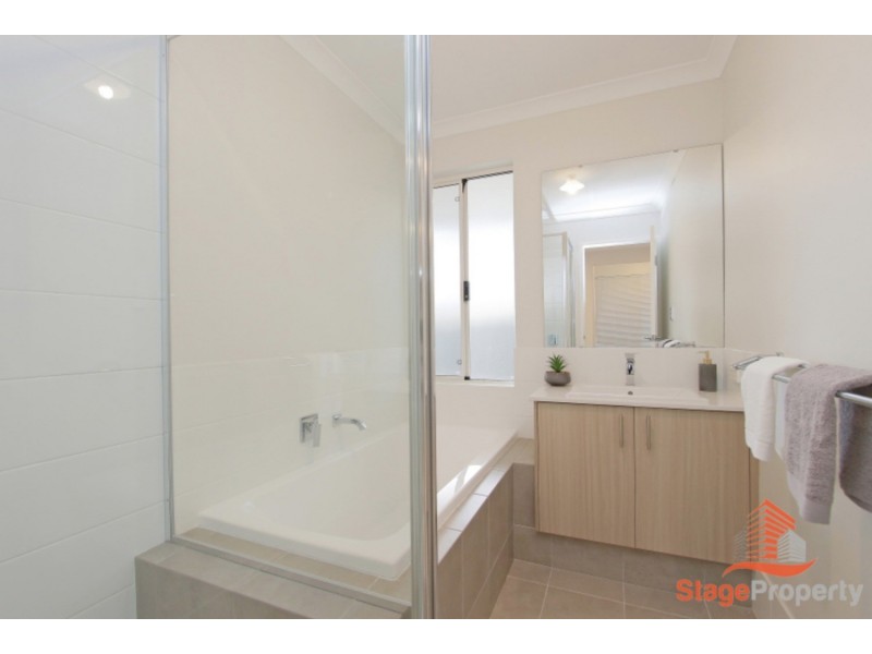 Piara Waters WA 6112