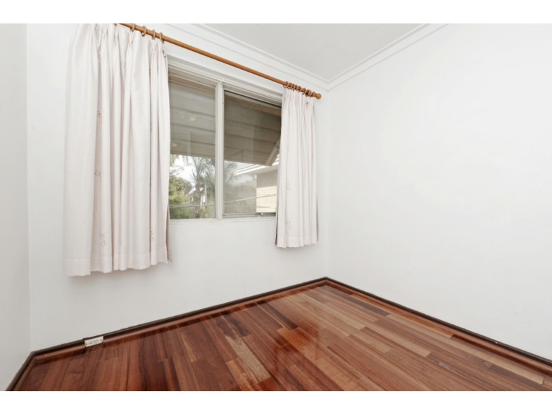 37 Freesia Way, Willetton WA 6155