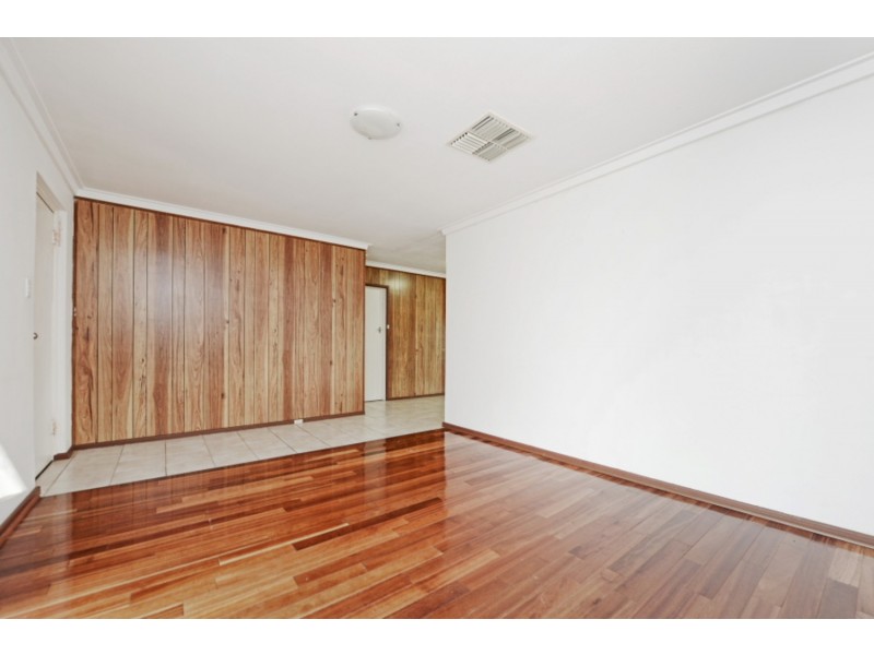 37 Freesia Way, Willetton WA 6155