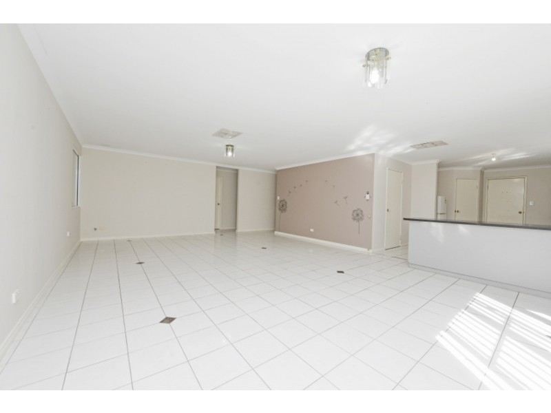 7 Jamaica Crossing, Langford WA 6147