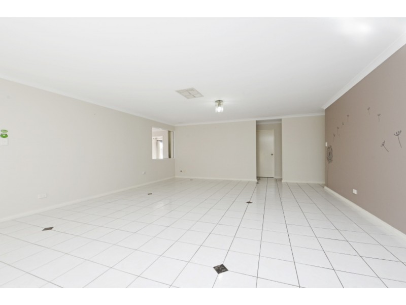 7 Jamaica Crossing, Langford WA 6147