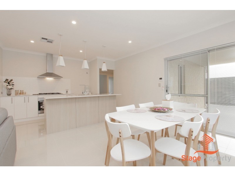 1739/4 Tuff Way, Piara Waters WA 6112