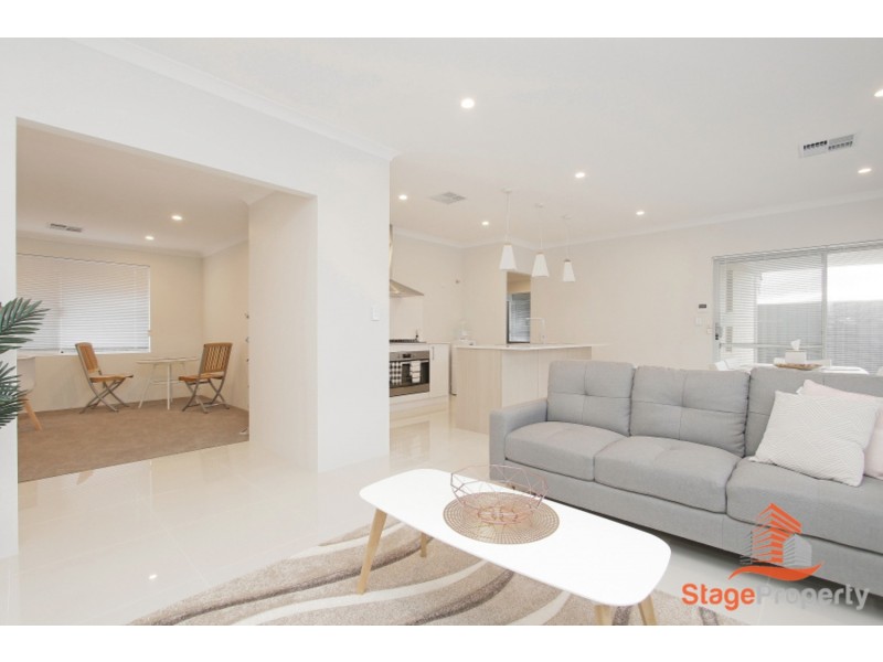 1739/4 Tuff Way, Piara Waters WA 6112